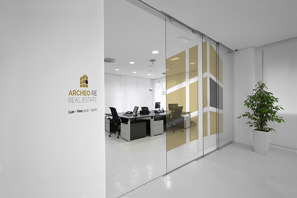 Archeo Re Logo Mockup